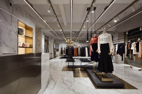 服裝店空間設(shè)計(jì)實(shí)景圖,服裝店空間設(shè)計(jì)實(shí)景