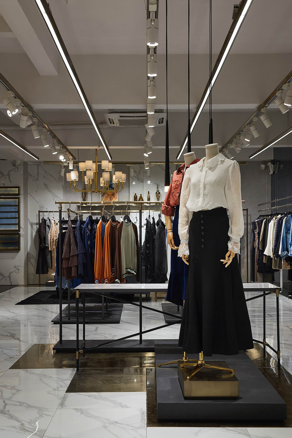 服裝店空間設(shè)計布局圖,服裝店空間設(shè)計布局圖