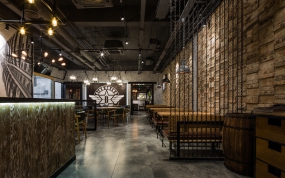 燒烤店空間設(shè)計效果圖,燒烤店裝飾圖片