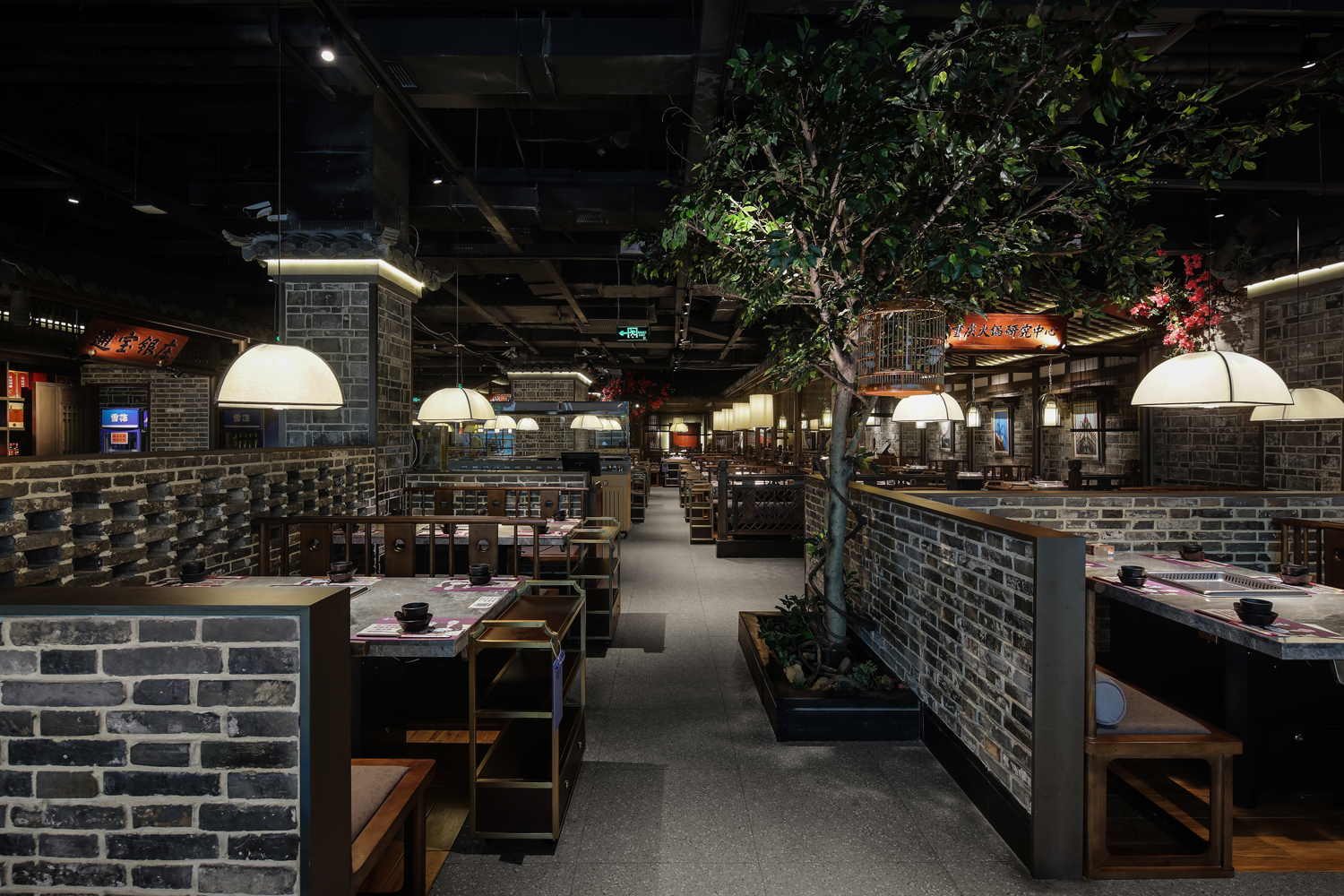 火鍋店裝修設(shè)計案例圖,火鍋店裝修設(shè)計布局圖