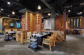 烤肉店裝修設(shè)計布局圖,烤肉店裝修設(shè)計實景圖