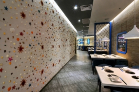 火鍋店店面裝修設(shè)計實景圖,火鍋店店面裝飾效果圖