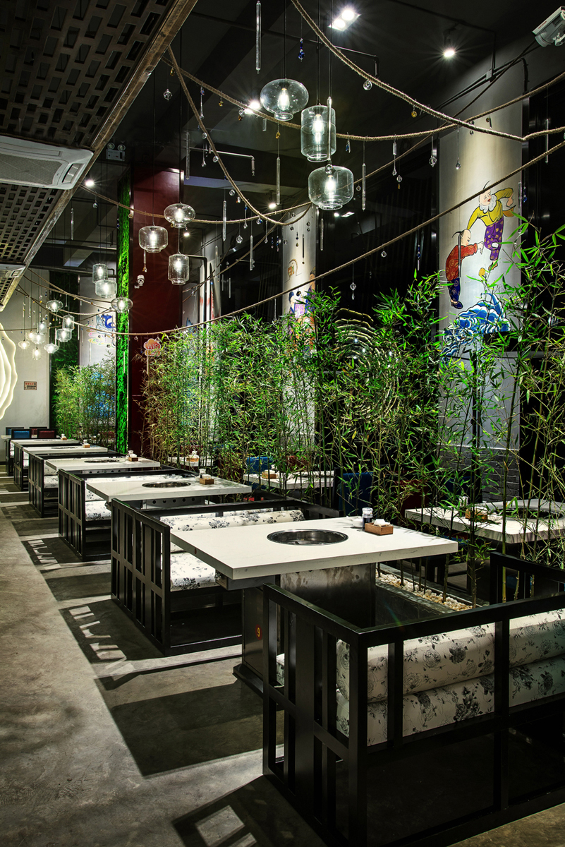 火鍋店裝飾布局圖,火鍋店裝飾實(shí)景圖