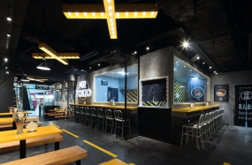 快餐店空間設(shè)計(jì)案例,快餐店裝修設(shè)計(jì)圖