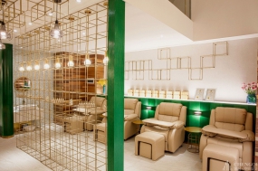 美甲店空間設(shè)計(jì)效果圖,美甲店裝飾圖片