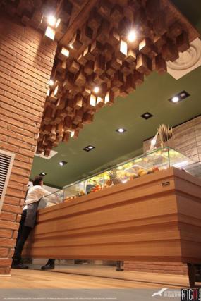 國外店面奶茶店裝修設(shè)計圖