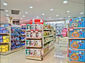 孕嬰店室內(nèi)窗戶裝修效果圖片