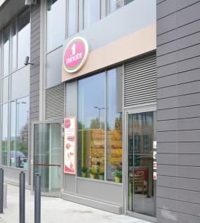 便利店門頭裝修效果圖片