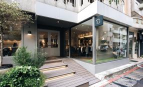 韓國個性童裝店門面裝修圖片