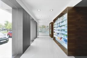 時(shí)尚化妝品店貨架圖片大全