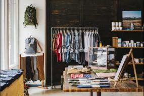 利郎男裝品牌服裝店裝修效果圖