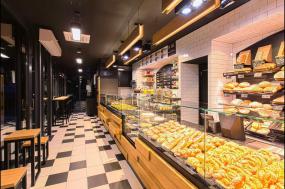 蛋糕店門面室內(nèi)貨柜裝修效果圖片欣賞