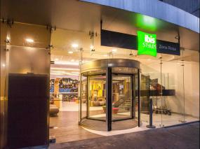 專業(yè)酒店大廳設(shè)計裝修效果圖片