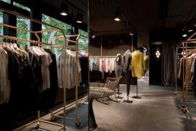 混搭風(fēng)格女服裝店室內(nèi)設(shè)計效果圖