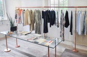 2018大型女服裝店室內(nèi)裝修效果圖欣賞