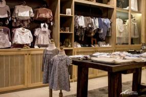 個(gè)性童裝店室內(nèi)裝修效果圖片