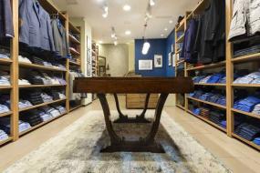 男服裝店簡(jiǎn)單室內(nèi)裝修效果圖圖片