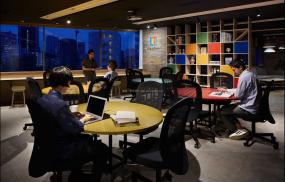 私人企業(yè)辦公室辦公桌椅裝修效果圖片欣賞