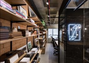 電子科技公司吊頂裝修實(shí)景圖片大全