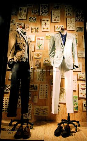 服裝店櫥窗設(shè)計(jì)裝修效果圖片