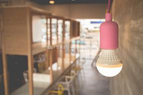 國(guó)外美甲店設(shè)計(jì)效果圖片