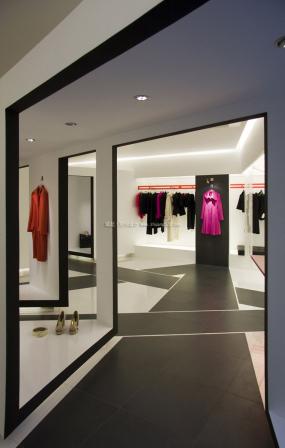 品牌女裝店設(shè)計(jì)裝飾圖片