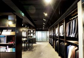 特色服裝店設(shè)計(jì)裝飾圖片