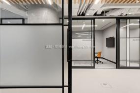 影視公司辦公室設(shè)計效果圖片