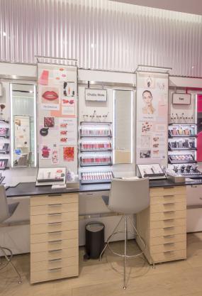 化妝品店設(shè)計(jì)裝飾圖