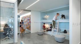 簡單大氣風(fēng)格辦公室裝修圖片