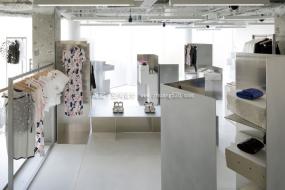 簡約風(fēng)格服裝店設(shè)計裝飾圖片