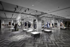 簡約風(fēng)格服裝店設(shè)計裝修效果圖