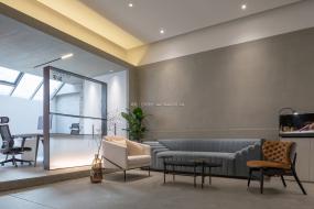 員工辦公室室內(nèi)壁紙裝修效果圖片