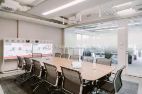 專業(yè)辦公室裝修室內(nèi)設計現(xiàn)代簡約風格