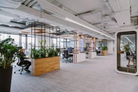 現(xiàn)代時尚簡約風格企業(yè)辦公室裝修效果