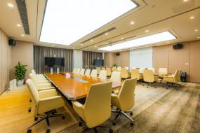 簡約辦公室室內(nèi)裝修效果圖