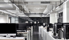 科技型辦公室裝修實(shí)景圖