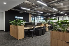 loft工業(yè)辦公室裝修效果圖片