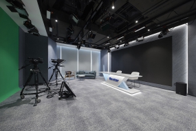 毛坯鋼構(gòu)裝修辦公室圖