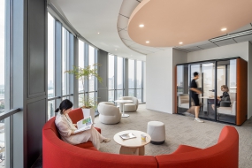 loft復(fù)式裝修400平米辦公室圖